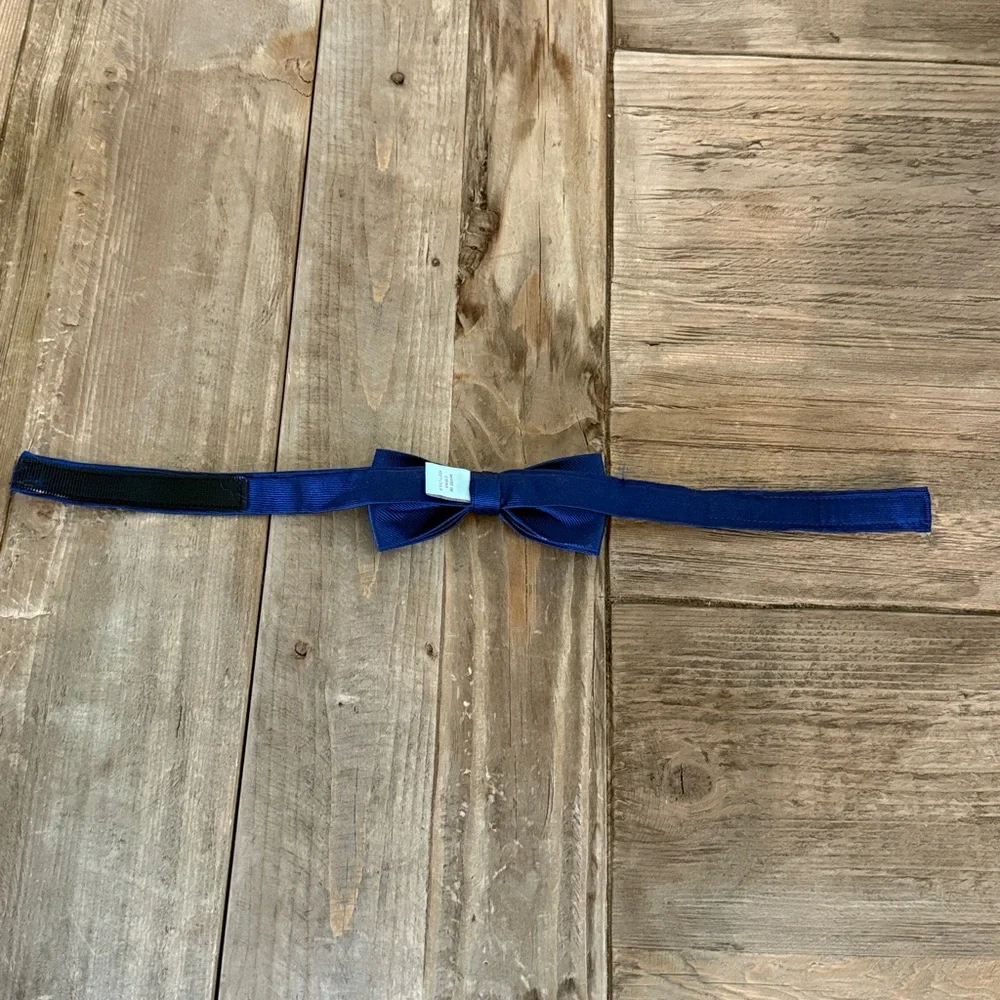 Class Club Navy Velcro Bow Tie for Toddler/Kid